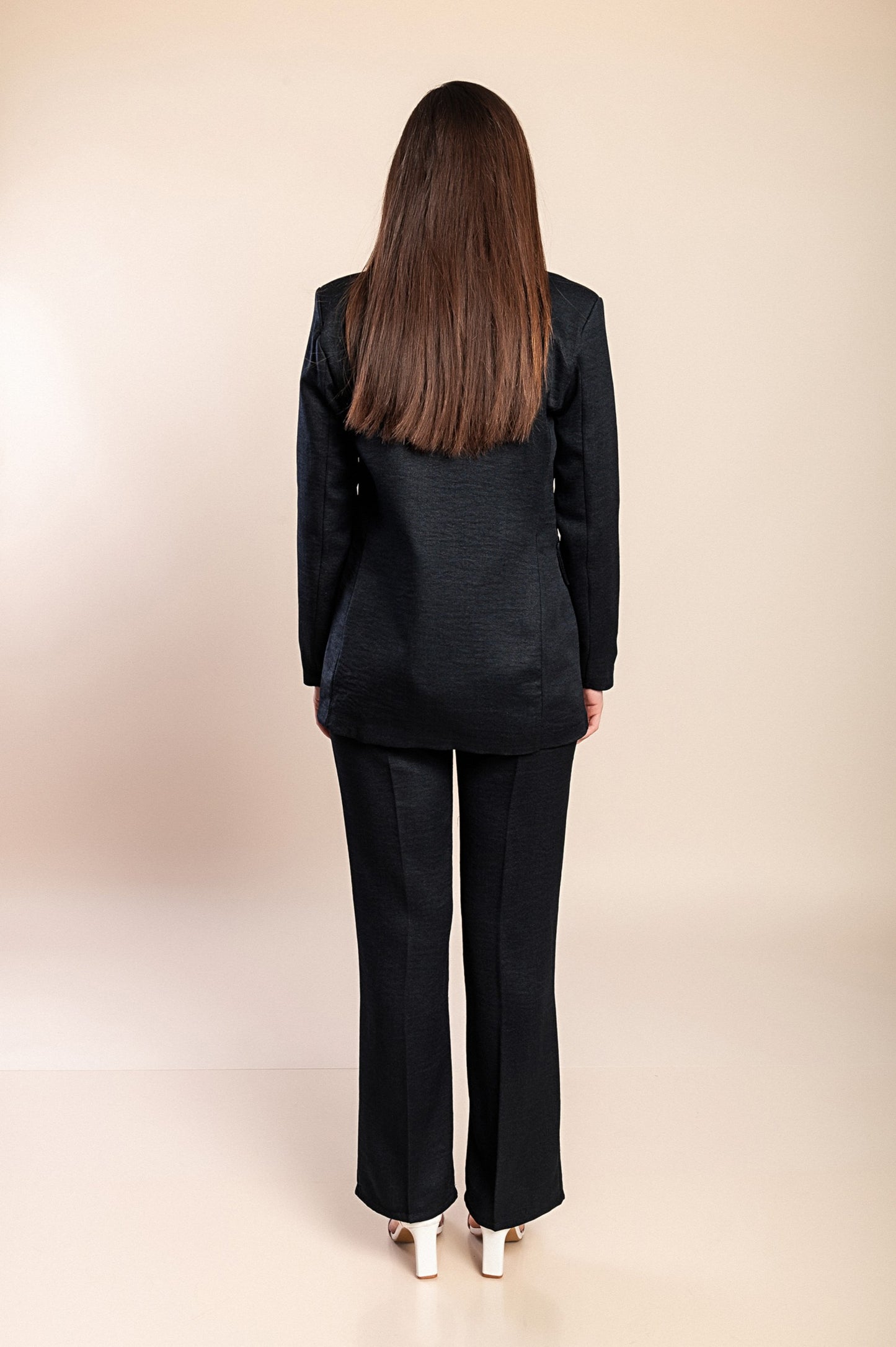 Completo elegante blazer e pantaloni, beige