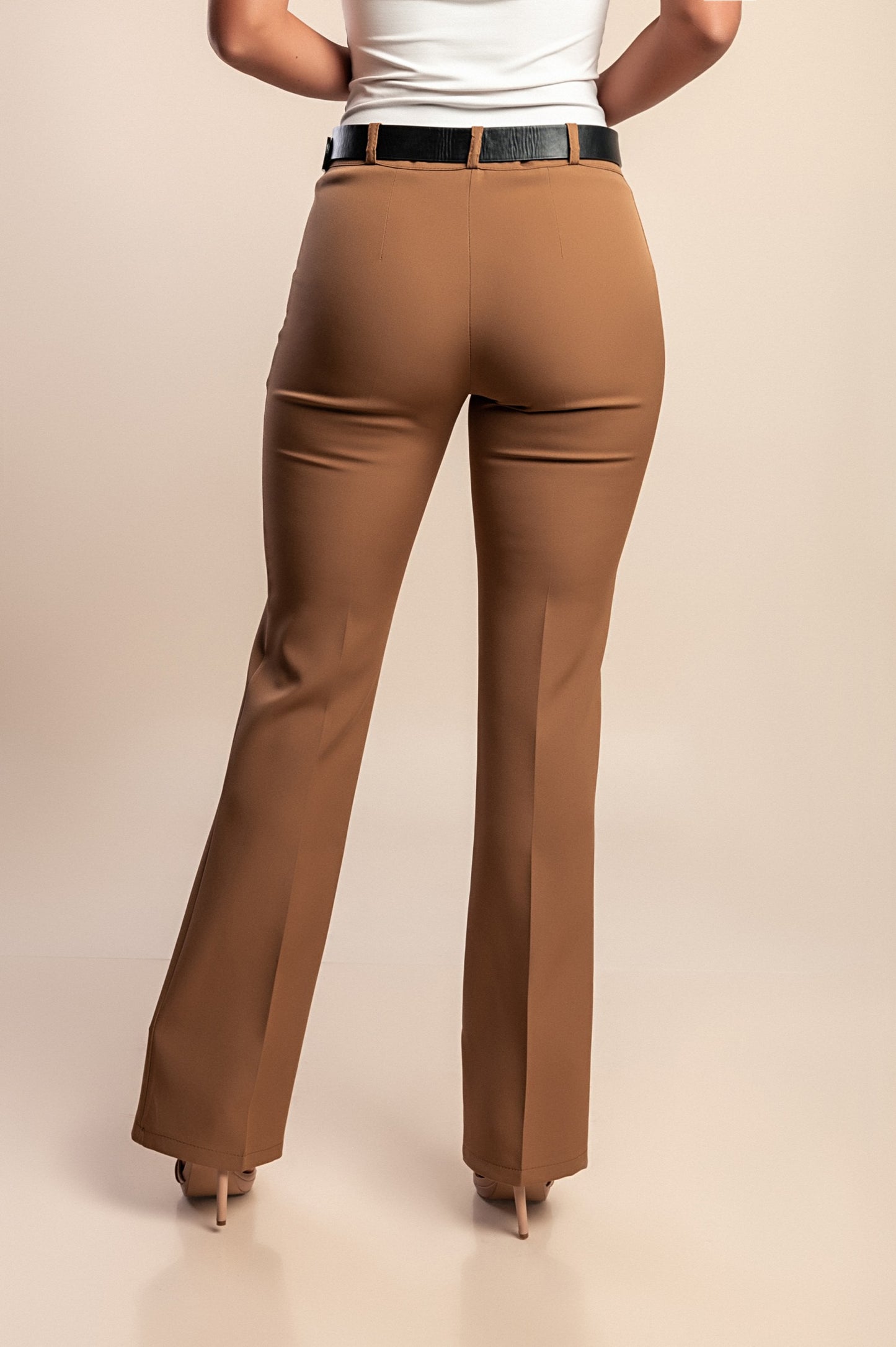 Pantaloni eleganti dal taglio dritto, neri