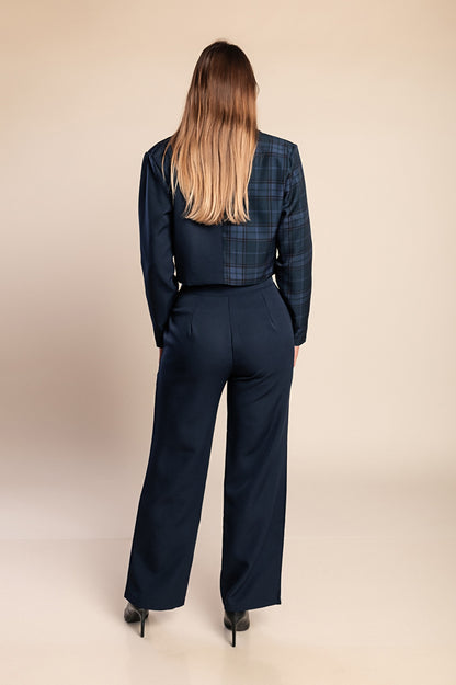 Elegante completo blazer e pantaloni con stampa a quadri, cammello
