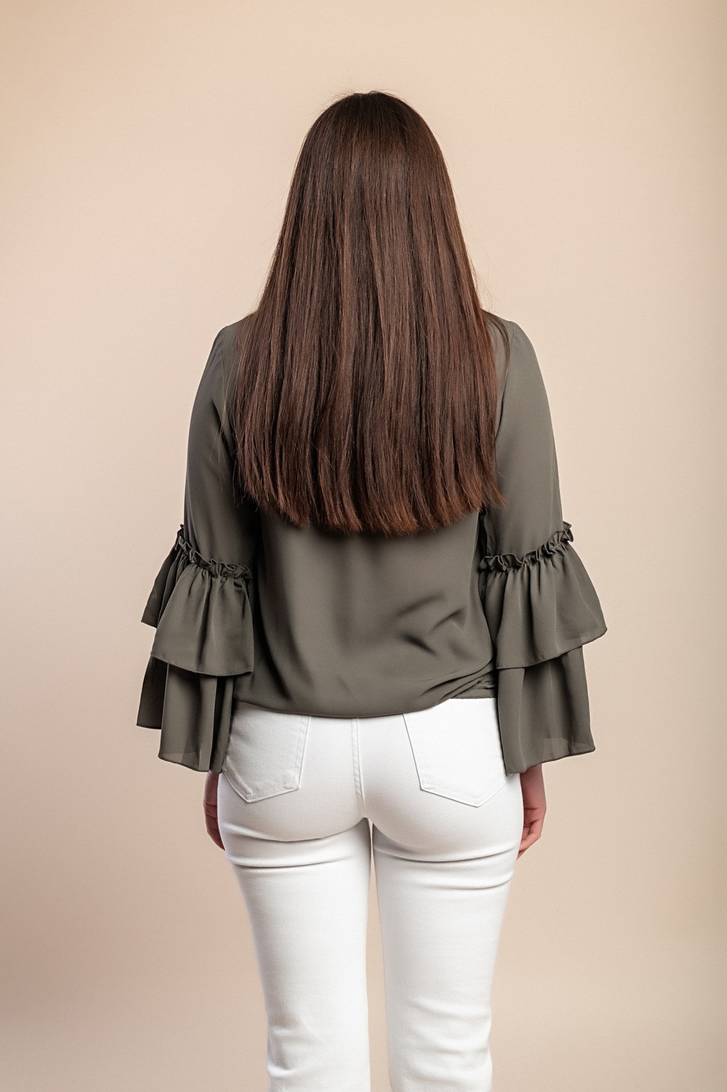 Camicetta taglie forti con volant, verde oliva