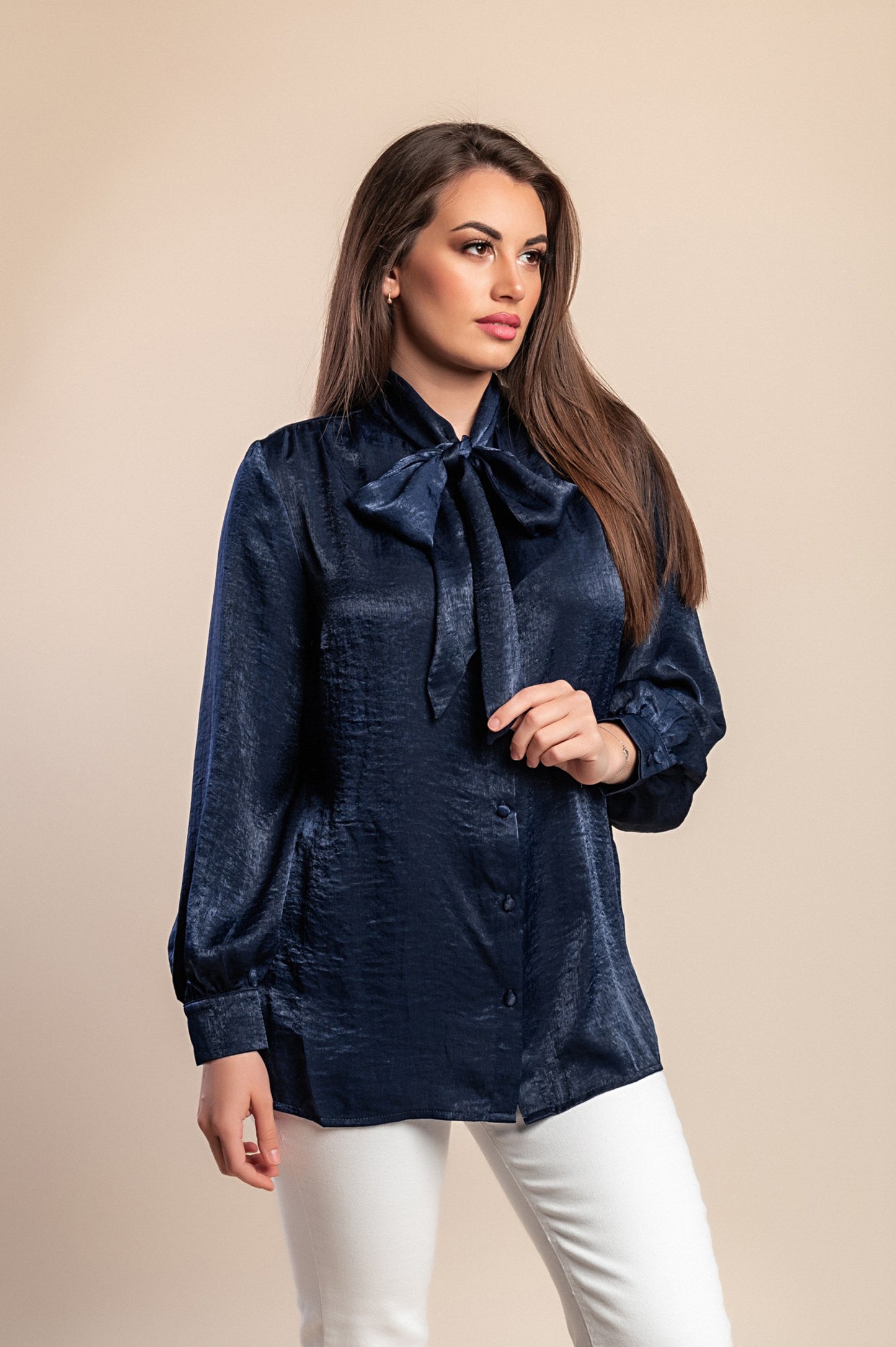 Camicetta taglie forti con fiocco, blu scuro