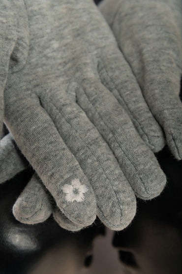 Guanti con bottoni decorativi, grigio chiaro
