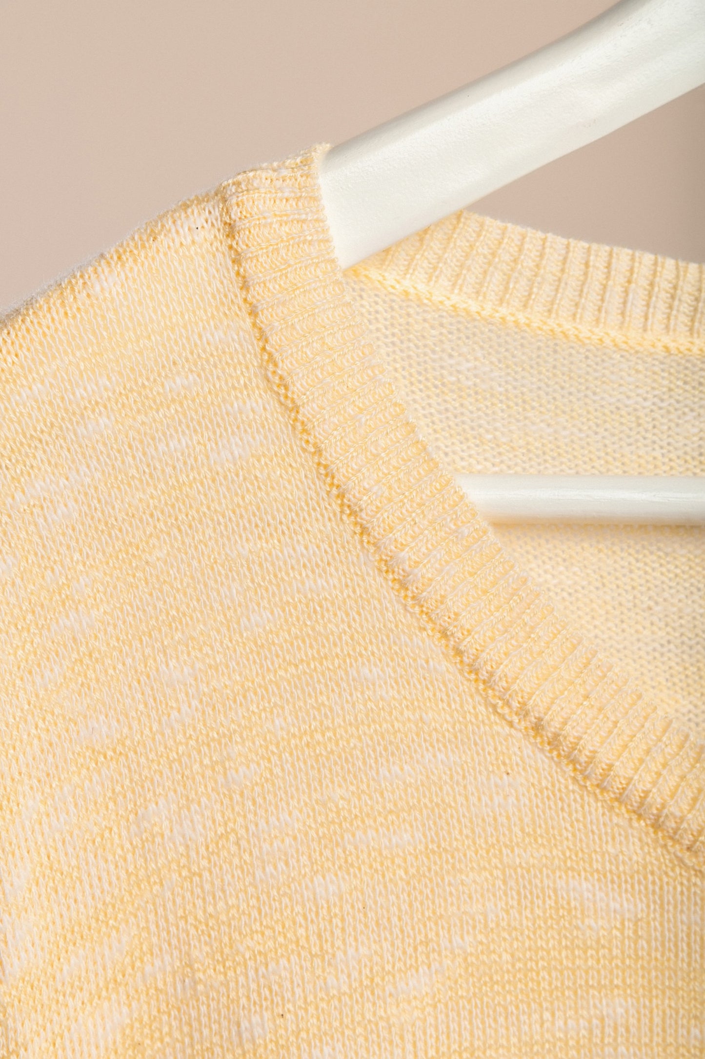 Top in maglia taglie forti, giallo