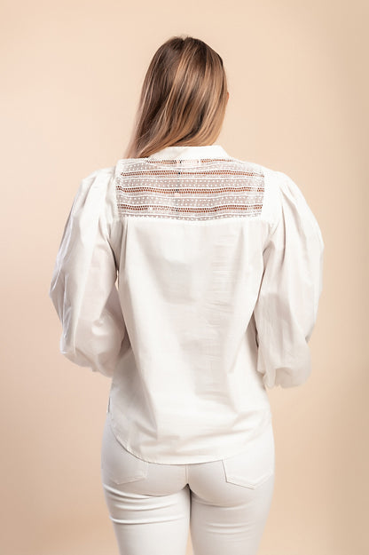 Camicia in cotone con pizzo, bianca