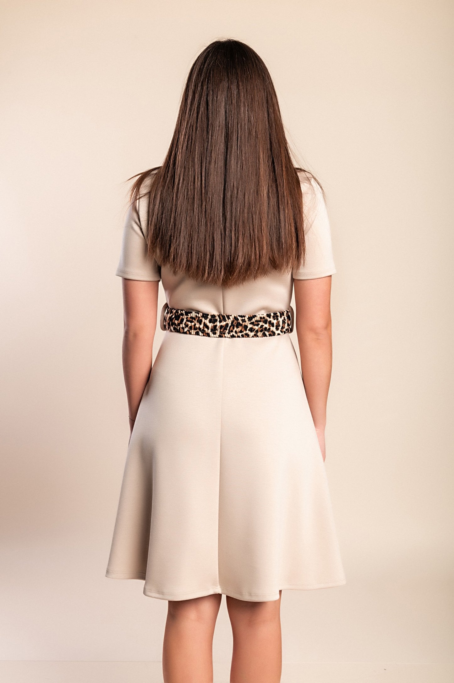 Mini abito con cintura, beige