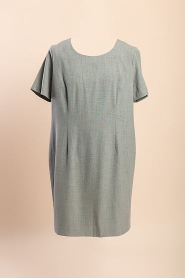 Abito taglie forti con maniche corte, grigio