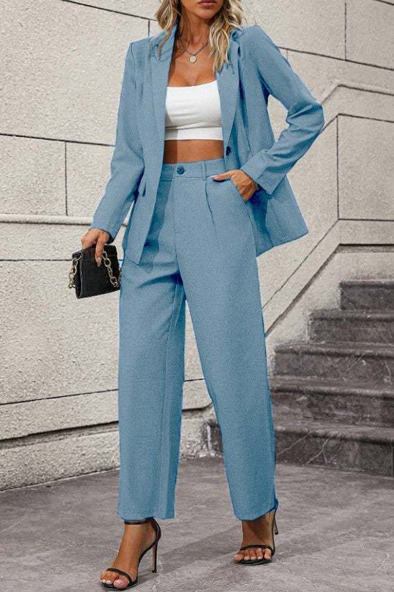 Completo giacca e pantaloni eleganti, blu