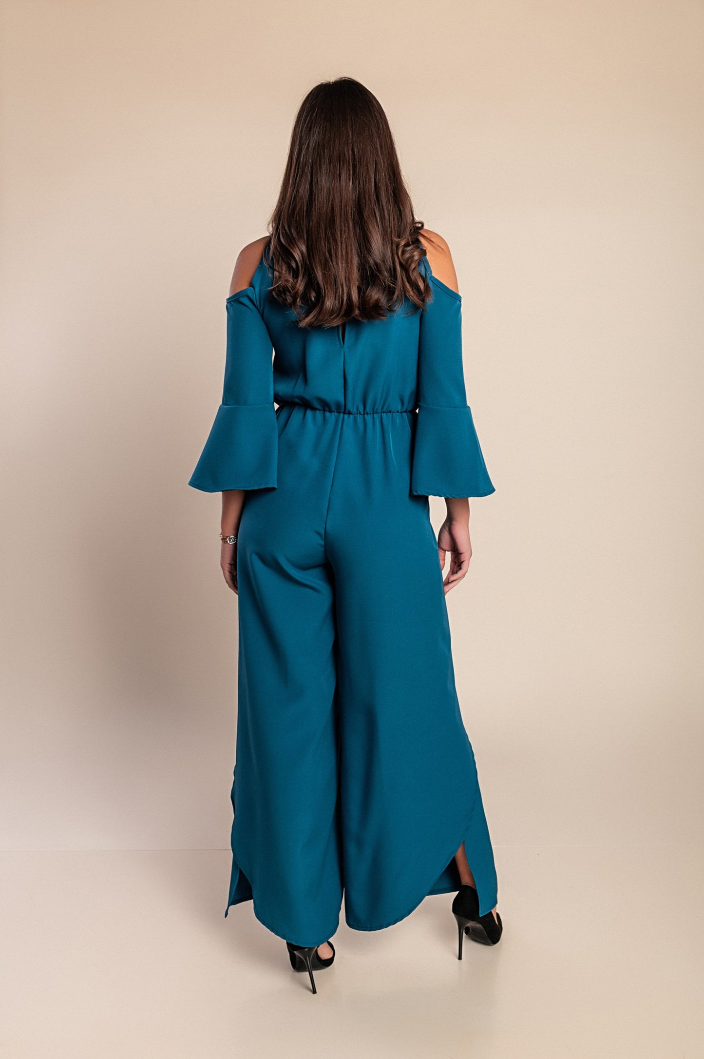 Elegante tuta con paillettes, nera