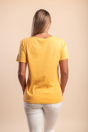 T-shirt in cotone con scollo tondo, gialla