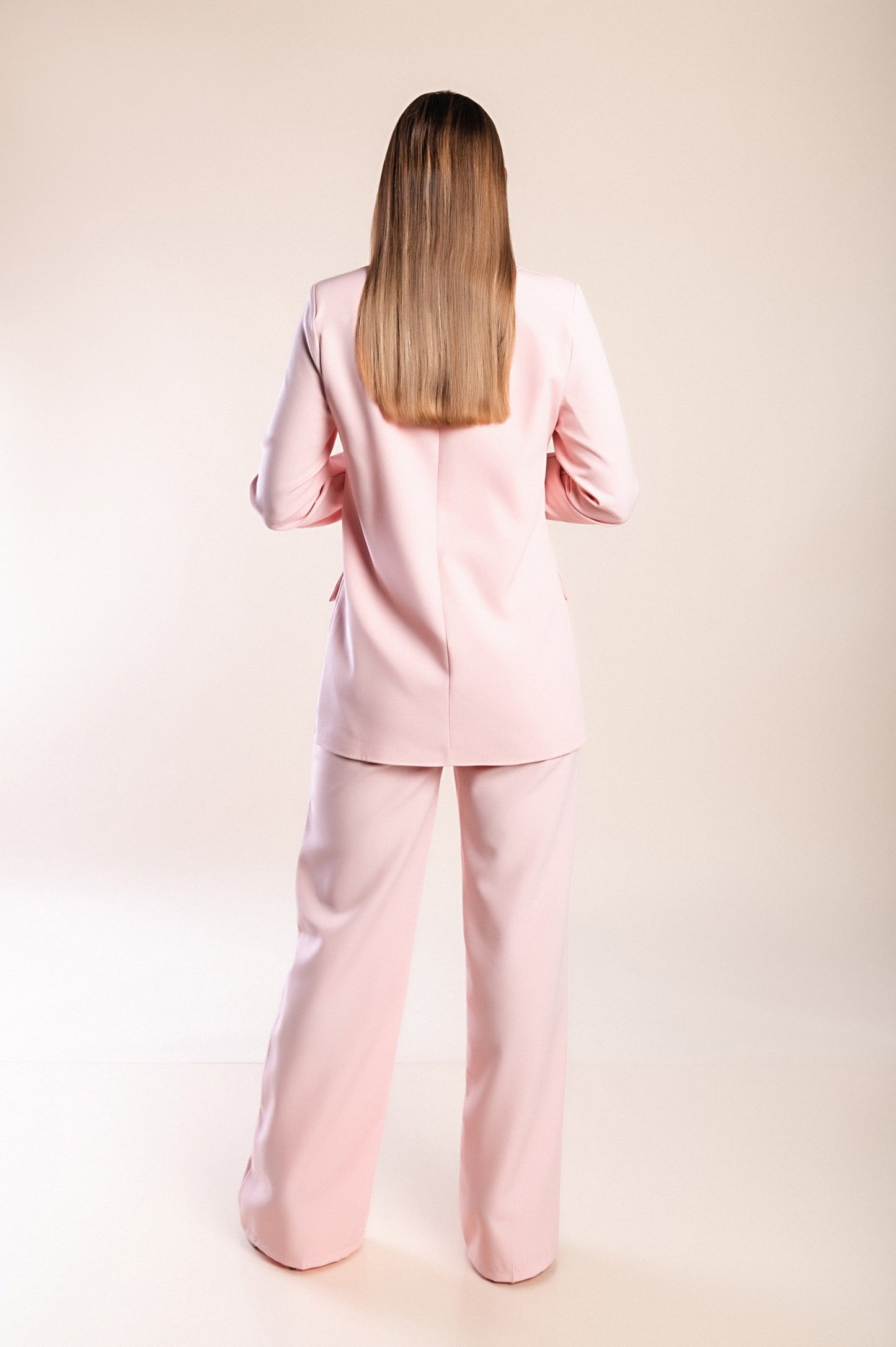 Completo giacca e pantaloni eleganti, rosa chiaro