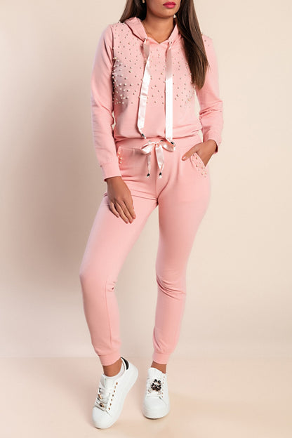 COMPLETO MAGLIETTA CON CAPPUCCIO E PANTALONE CON DETTAGLIATI DI PERLINE TINSELY, ROSA