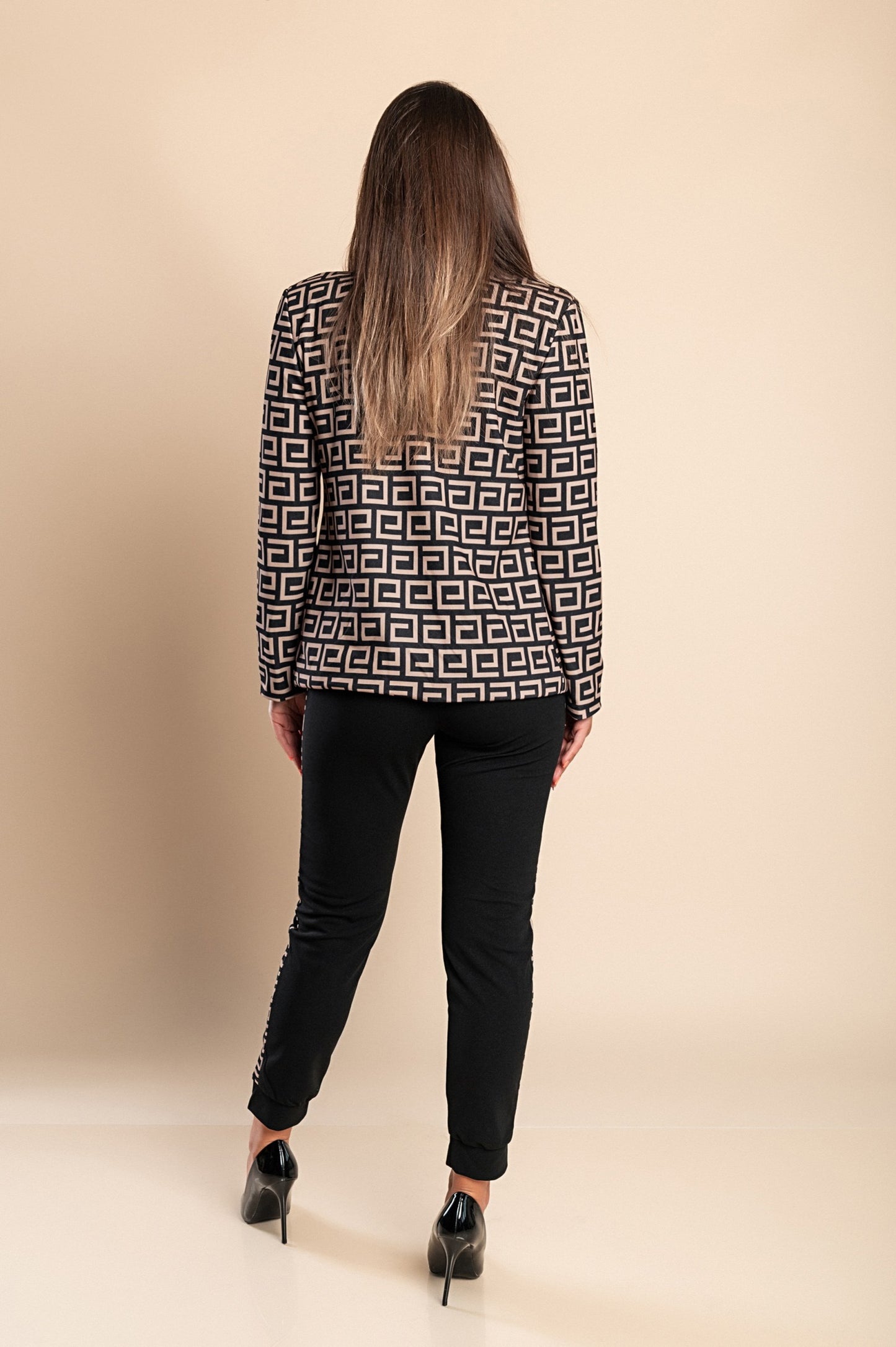 Completo pantalone con blazer elegante con stampa geometrica Nunzia, beige