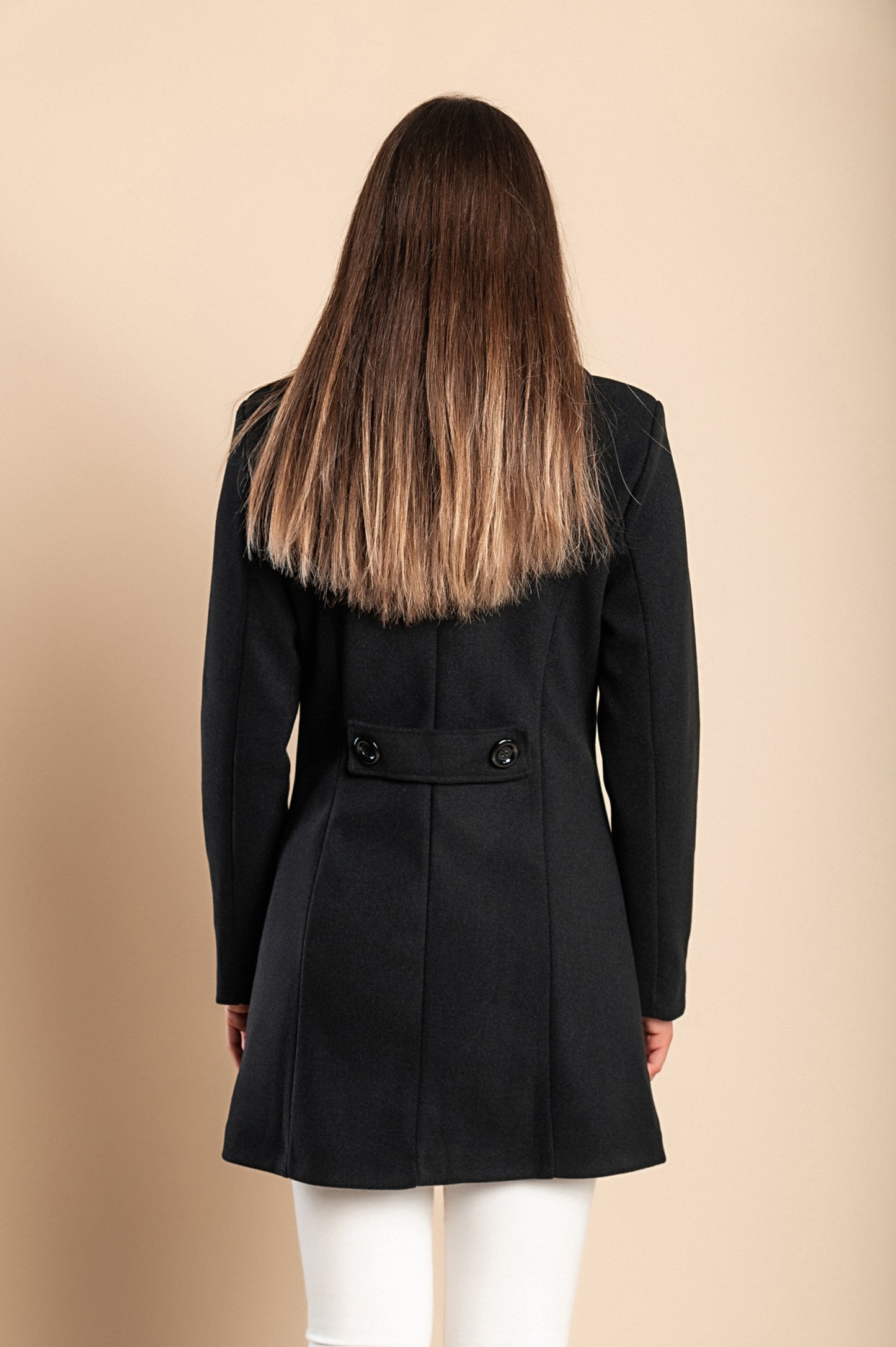 Cappotto elegante con bottoni, nero