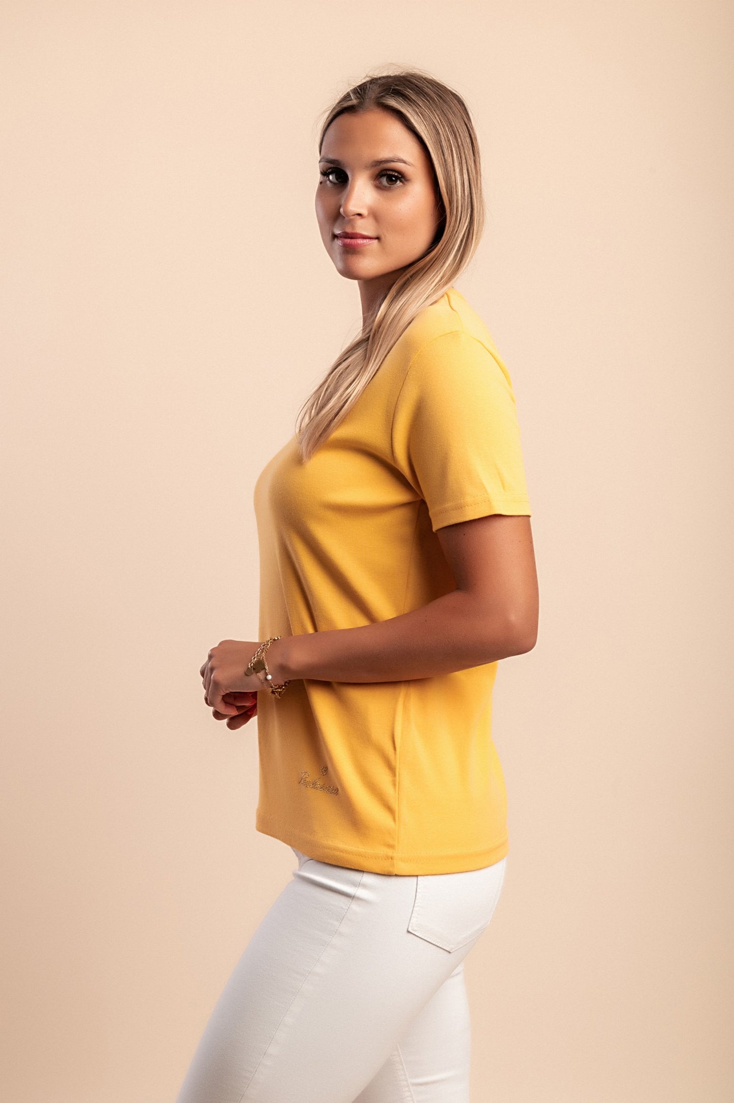 T-shirt in cotone con scollo rotondo, fucsia