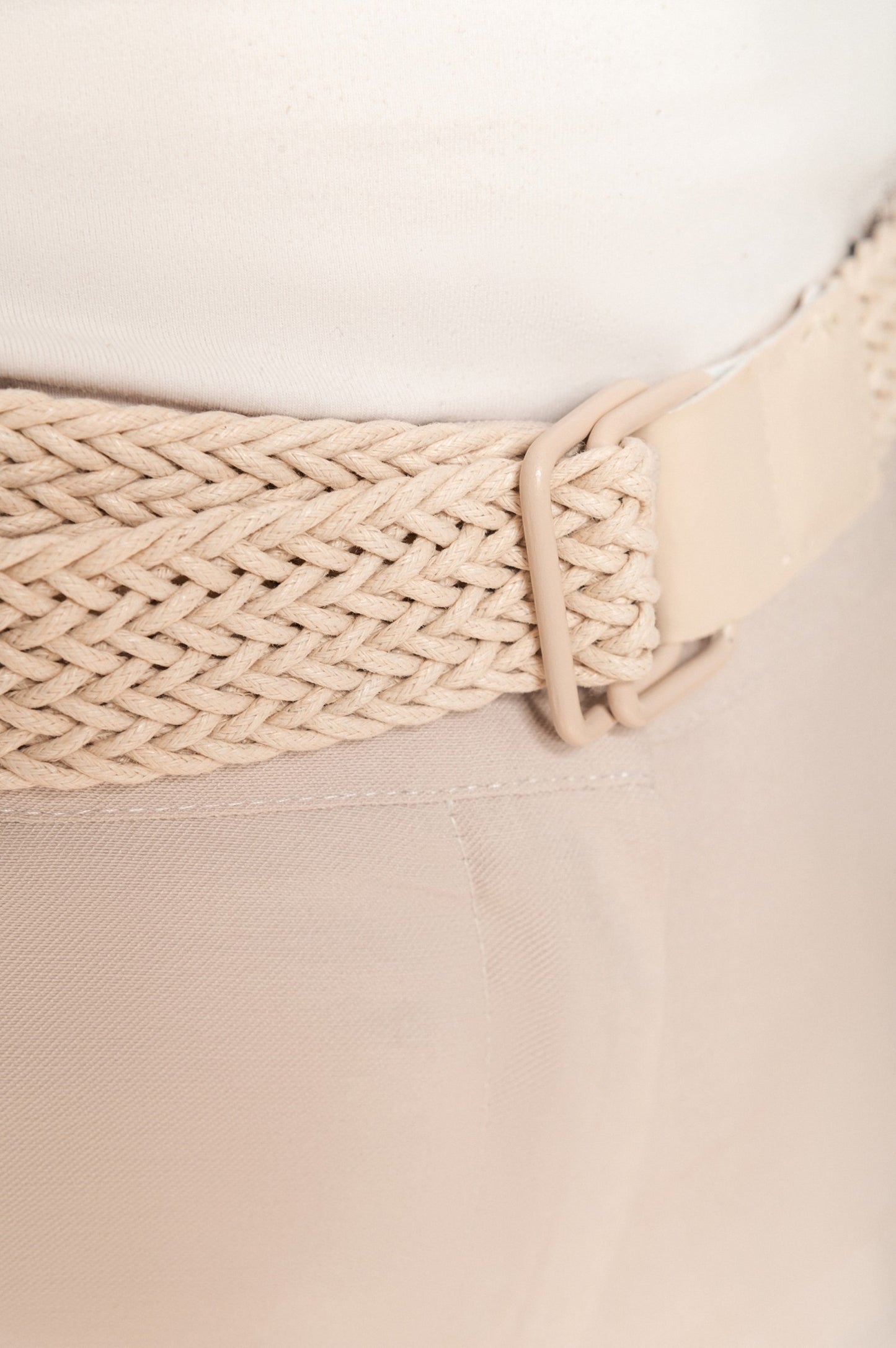 Pantaloni lunghi eleganti con cintura, colore beige