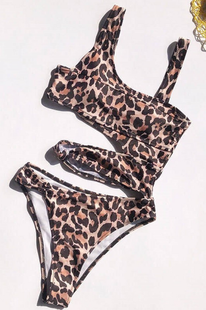 Costume intero con ritagli, verde chiaro