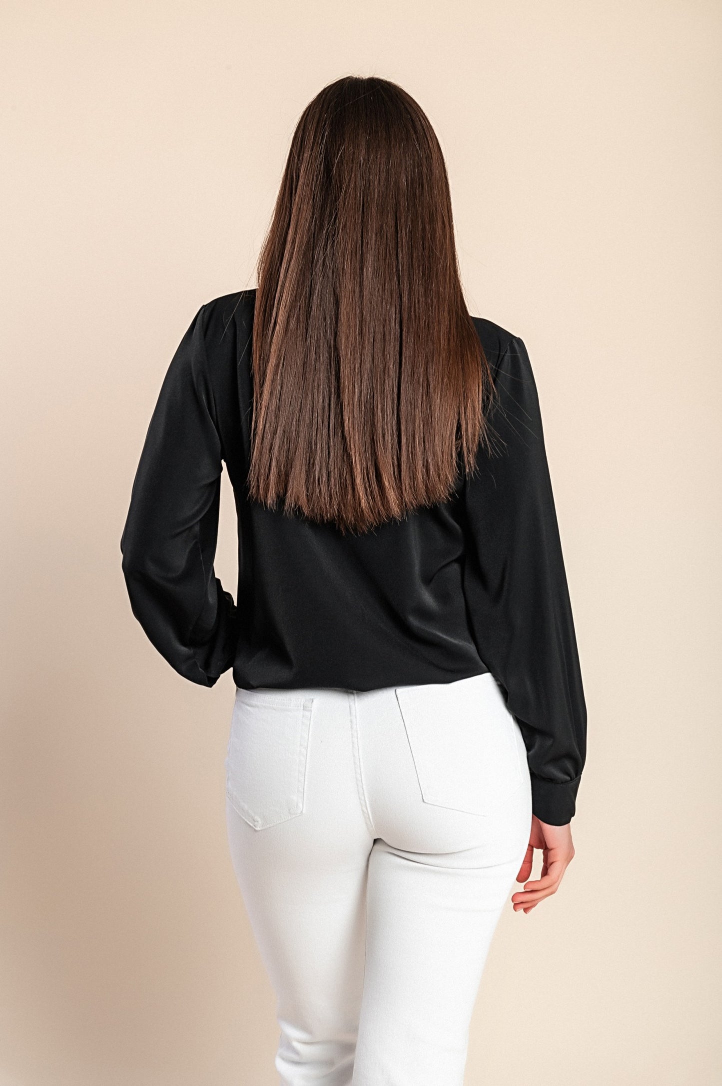 Camicia elegante con volant, bianca