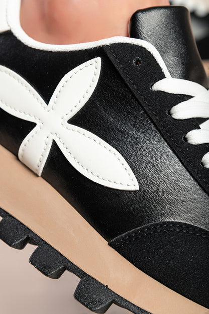 Sneakers alla moda, colore nero