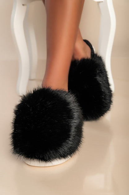 Pantofole con pelliccia artificiale, nere