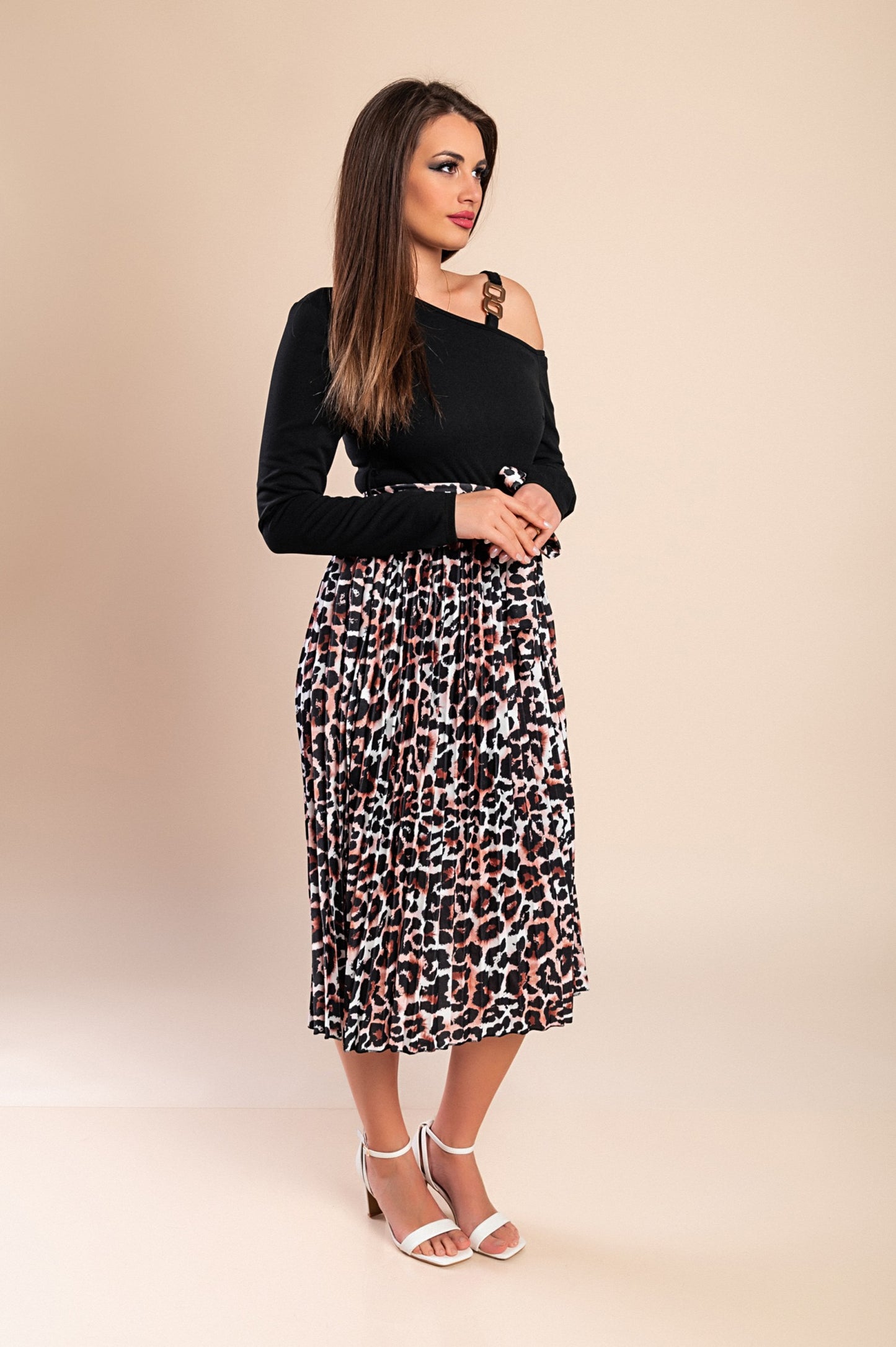 Abito midi con stampa leopardata, nero