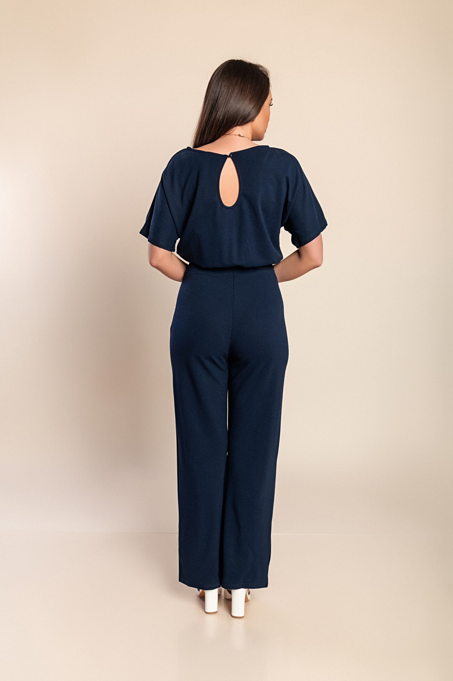 Tuta fashion con pantaloni lunghi ampi e maniche corte  Nelia, albicocca