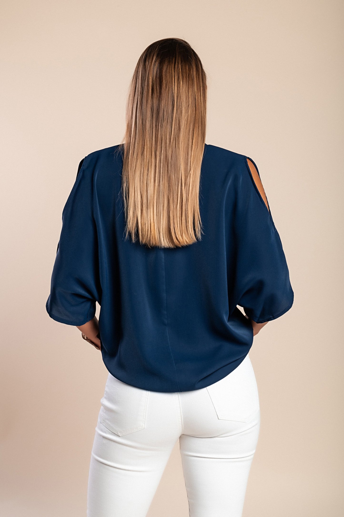 Blusa elegante ampia con scollo a "V", colore rosa chiaro