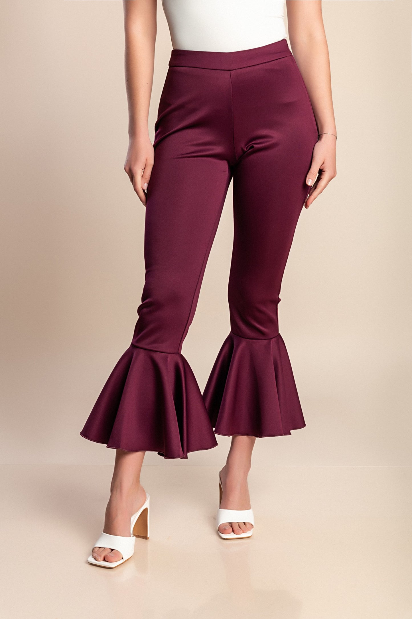 Pantaloni con volant, viola