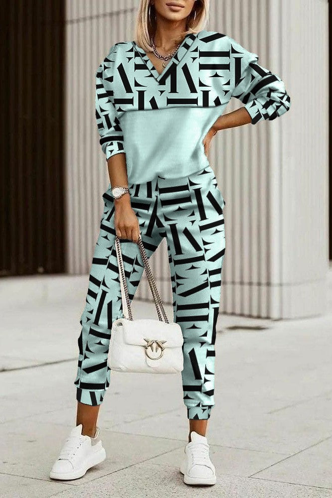 Tuta in finto velluto con stampa di lettere Laureta, Menta