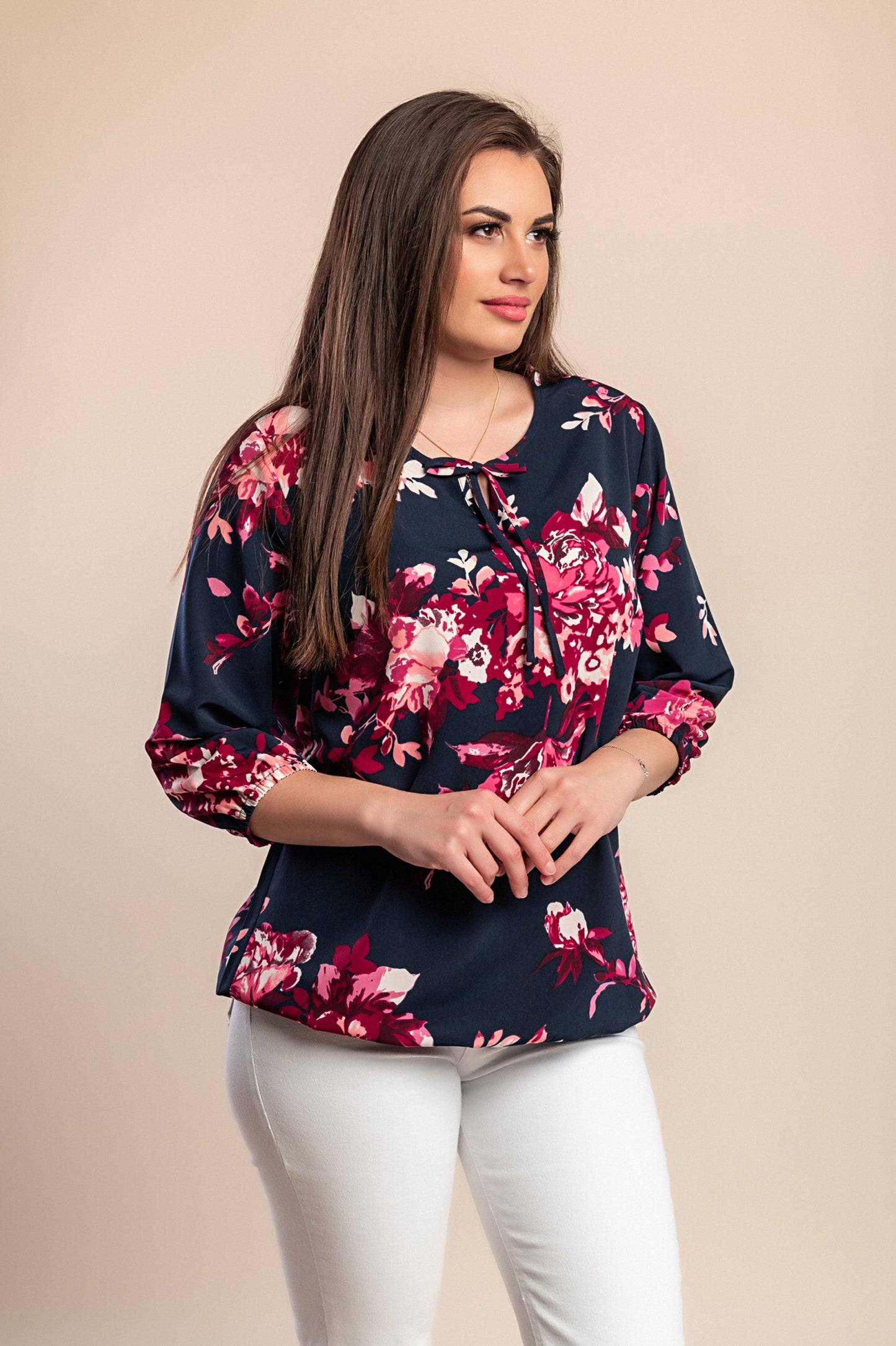 Camicetta taglie forti con stampa floreale, blu scuro