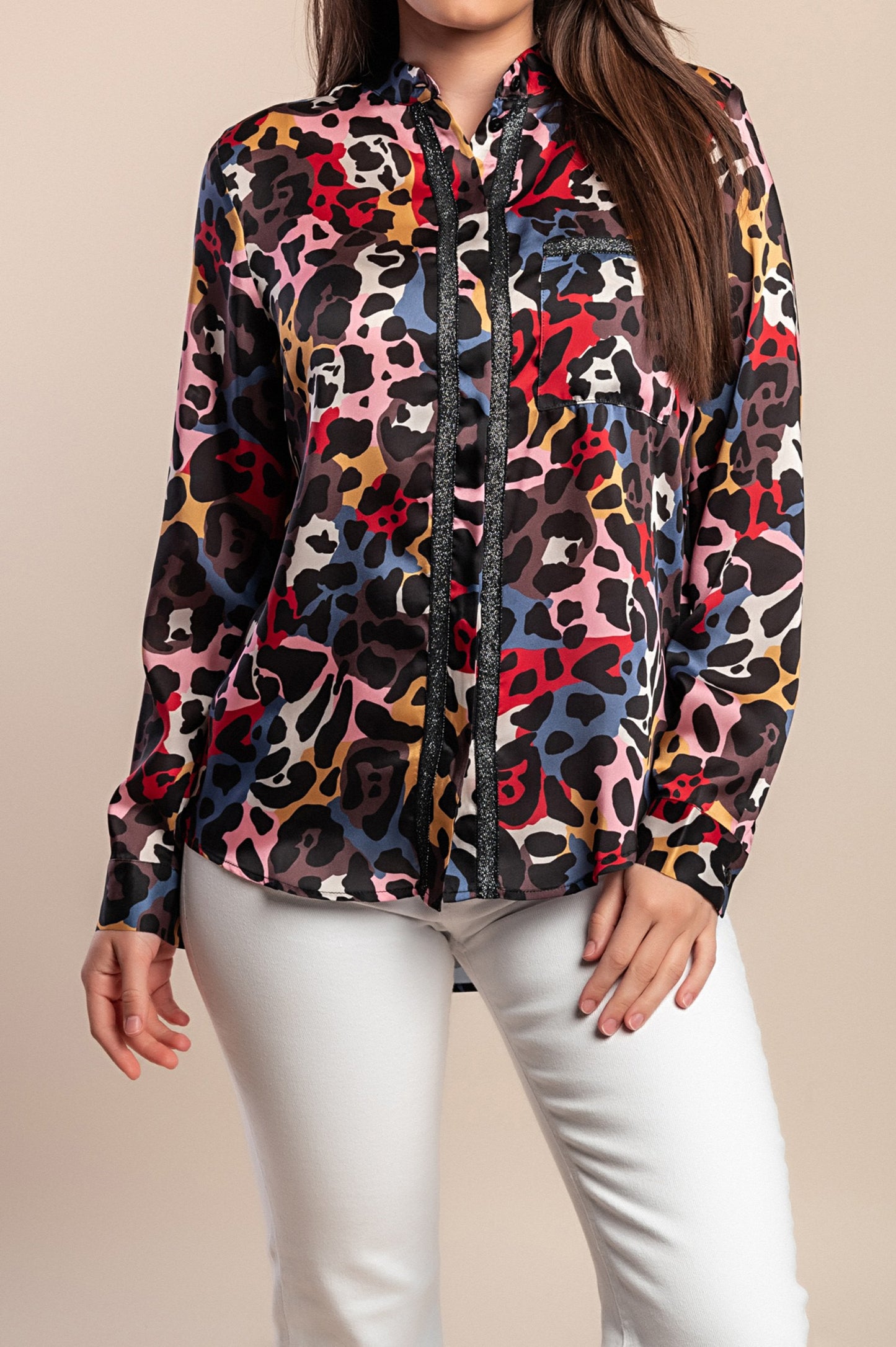 Top con stampa leopardata taglie forti, nero