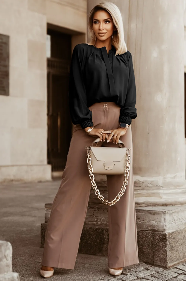 Camicia elegante con scollo rotondo, bianca