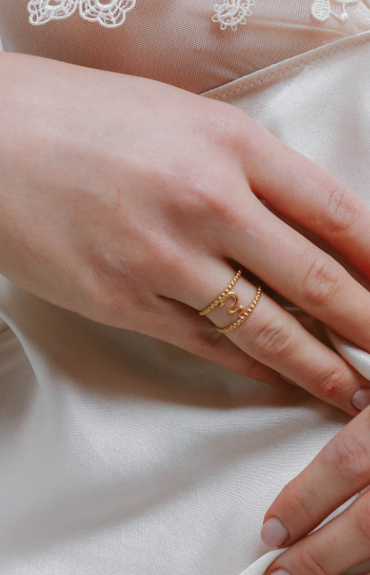 Elegante anello con motivo serpente, colore oro