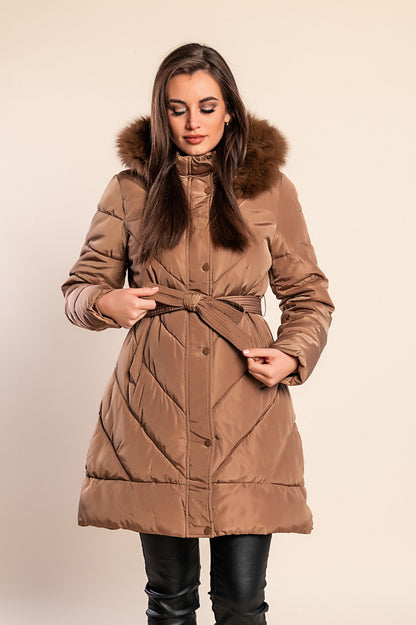 Giacca imbottita con cappuccio taglia comoda, cammello